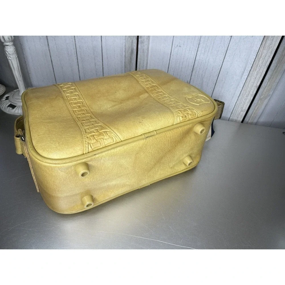 Vintage American Tourister 1975 HARVEST GOLD Carry On Travel Bag Weekender